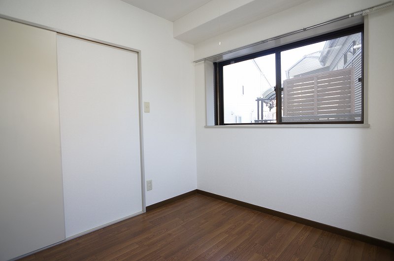 Living and room. Western style room Storage is plenty