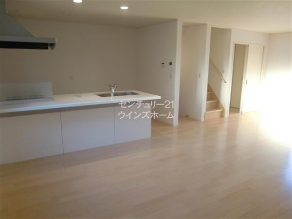 Living. LDK22.3 Pledge is a big space of the room