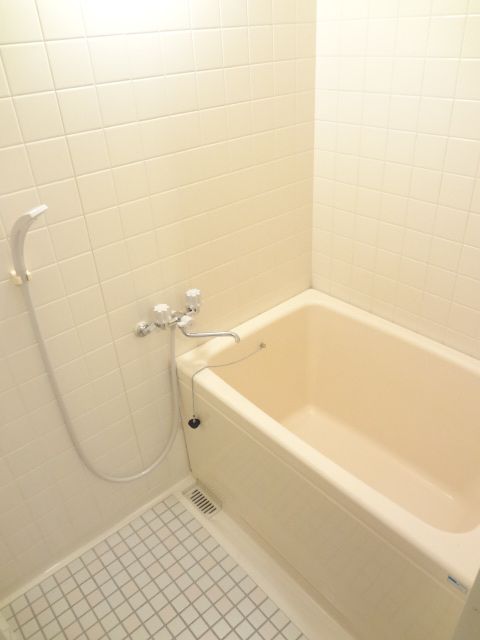 Bath. Is a beautiful bath that cleanliness