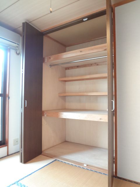 Receipt. Depth is a closet