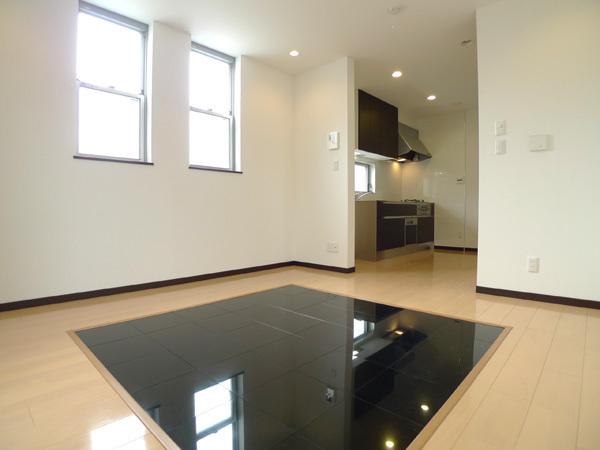 Living. Indoor (10 May 2011) Shooting