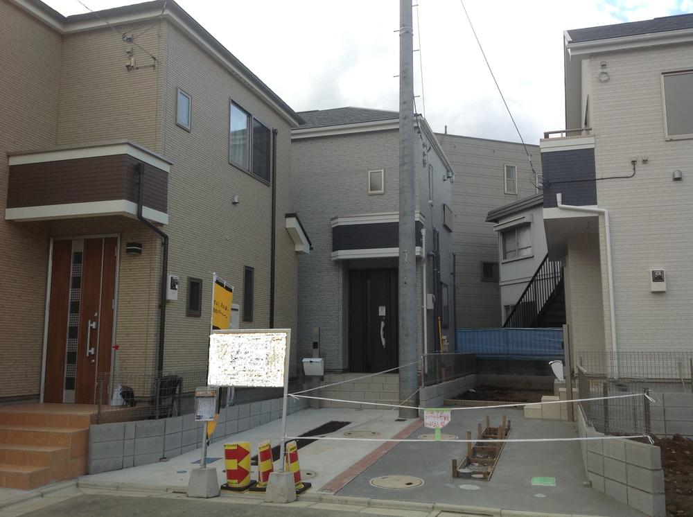 Local appearance photo. D Building