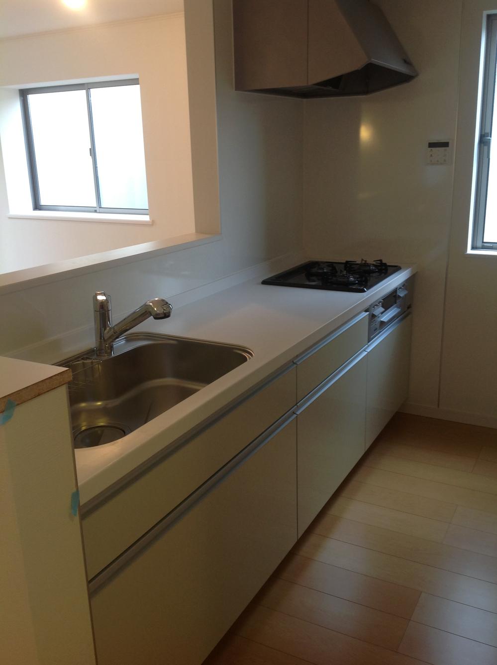 Kitchen. Face-to-face system Kitchen