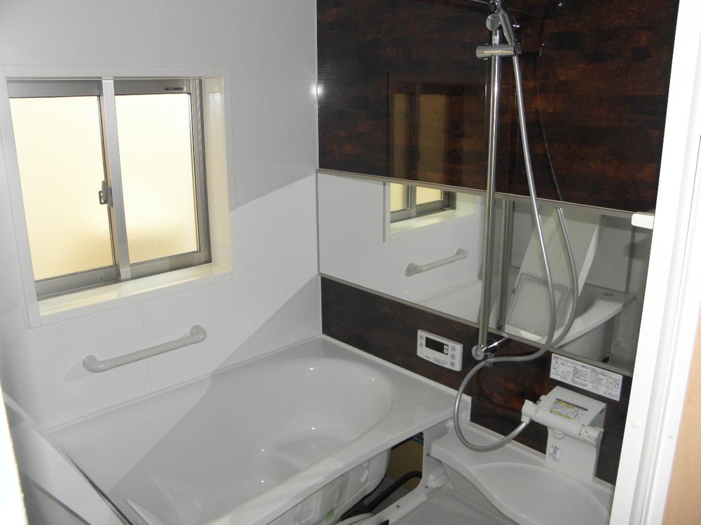 Bathroom. Indoor (September 2013) Shooting