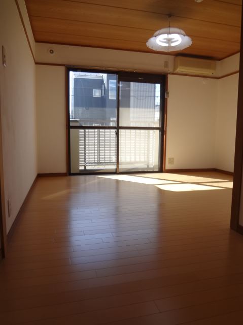 Living and room. It is just the right size to living alone