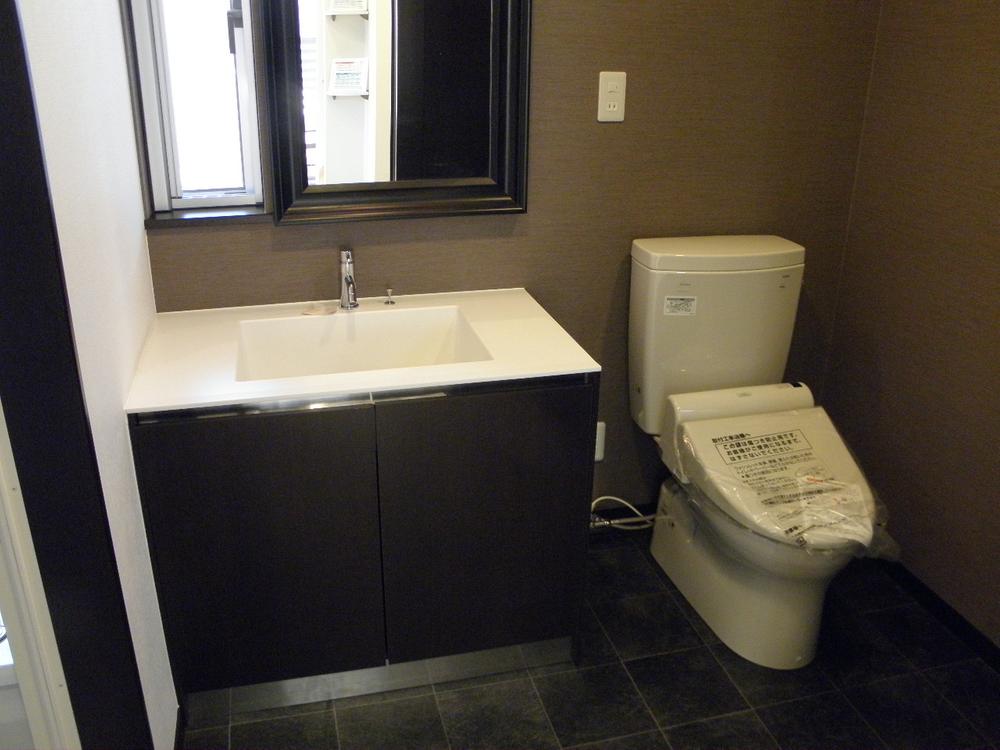 Toilet. Indoor (February 2013) Shooting