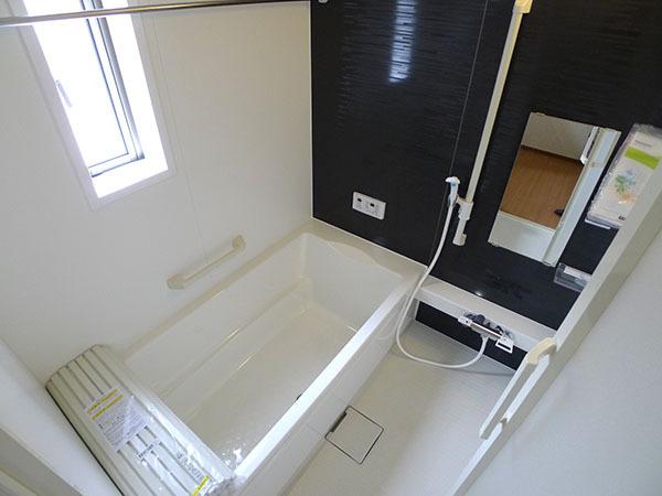 Bathroom. 1 Building