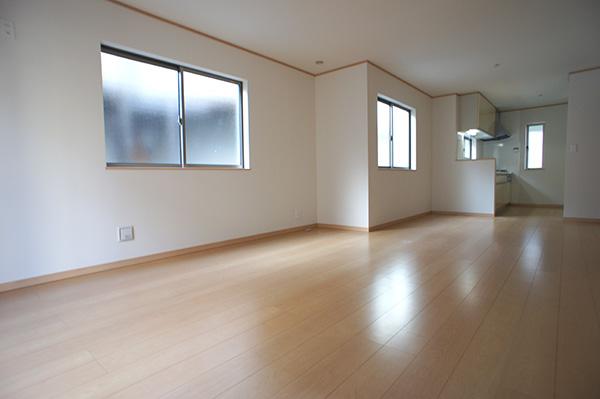 Living. Indoor (11 May 2013) Shooting A Building