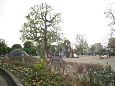 Other. Children's World to (other) 1200m