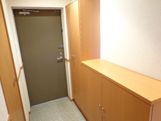 Entrance.  ☆ Entrance space ☆ Storage lot ☆ 