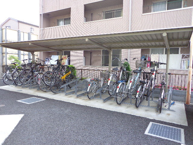 Other common areas.  ☆ Covered parking lot ☆ 