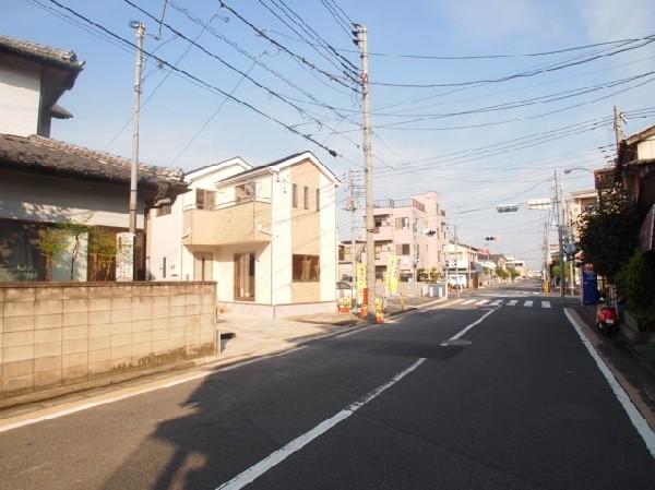 Local appearance photo