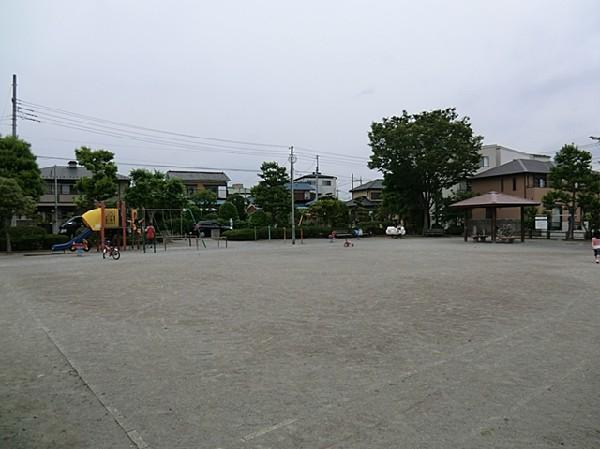 park. 400m until Bijogi park