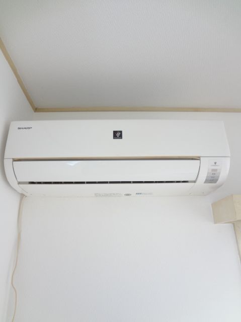 Other Equipment. It is air-conditioned of shiny ◎