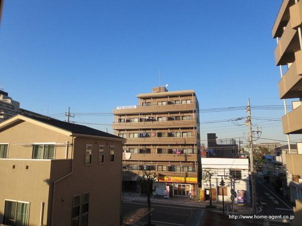 View photos from the dwelling unit. View from the site (November 2013) Shooting