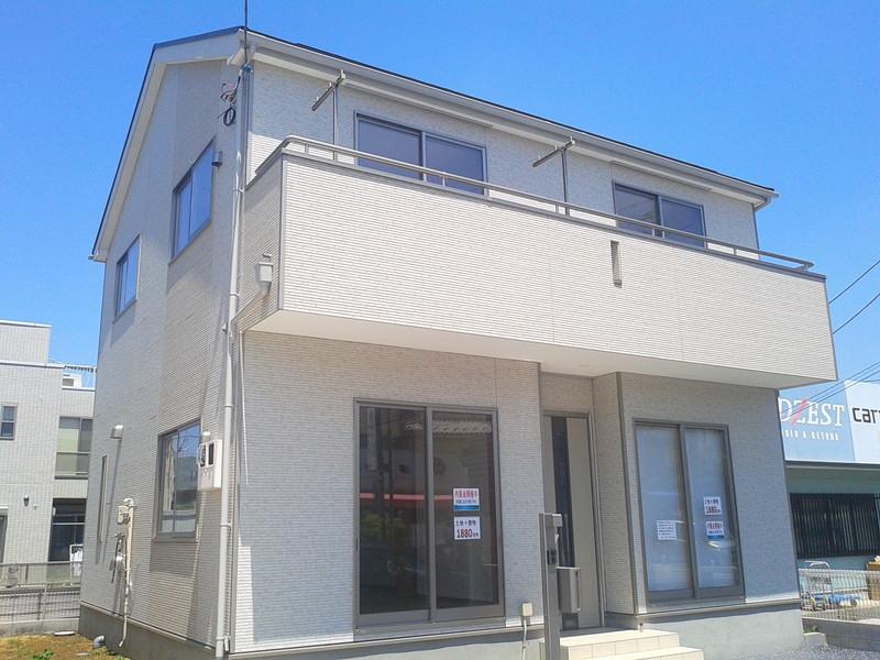 Same specifications photos (appearance). (Building 2) same specification