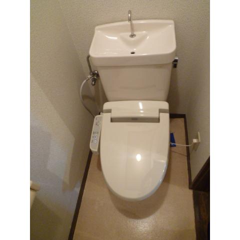 Toilet