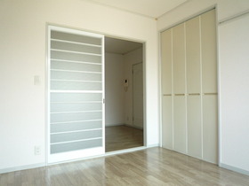 Living and room. A bright room