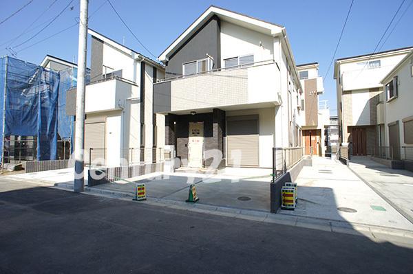 Local appearance photo. Local (12 May 2013) Shooting Building 2