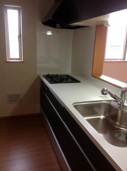 Same specifications photo (kitchen)