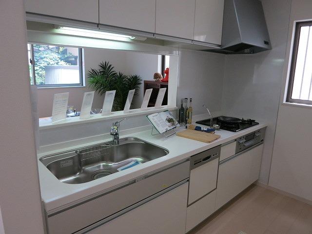 Same specifications photo (kitchen). Example of construction