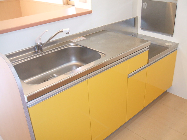 Kitchen. Spacious and easy-to-use kitchen. 