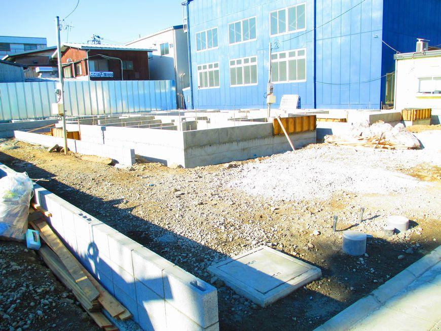 Local appearance photo. Local (12 May 2013) Shooting