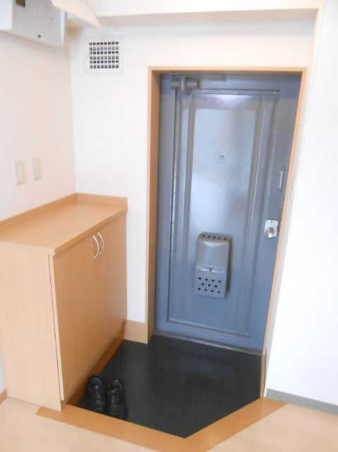 Entrance. It is the entrance space ☆