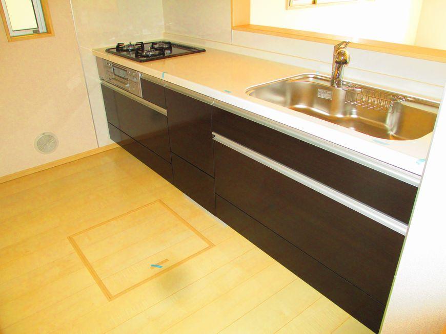 Same specifications photo (kitchen)