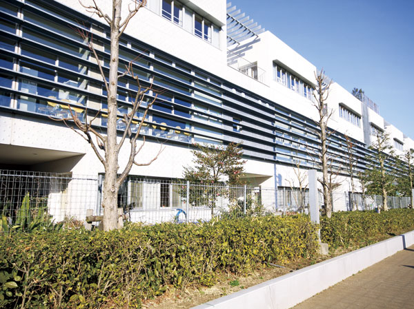 Surrounding environment. Ashihara elementary school lifelong learning facility (about 920m ・ A 12-minute walk)