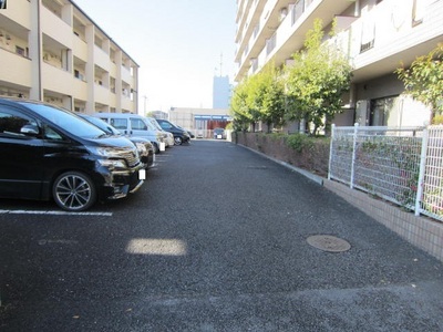 Parking lot. On-site parking