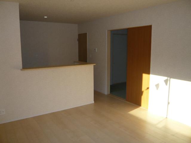 Same specifications photos (living). ◇ face-to-face kitchen specification Building