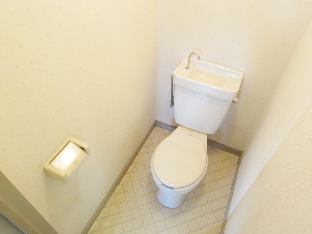 Toilet. Of course, bus toilet by