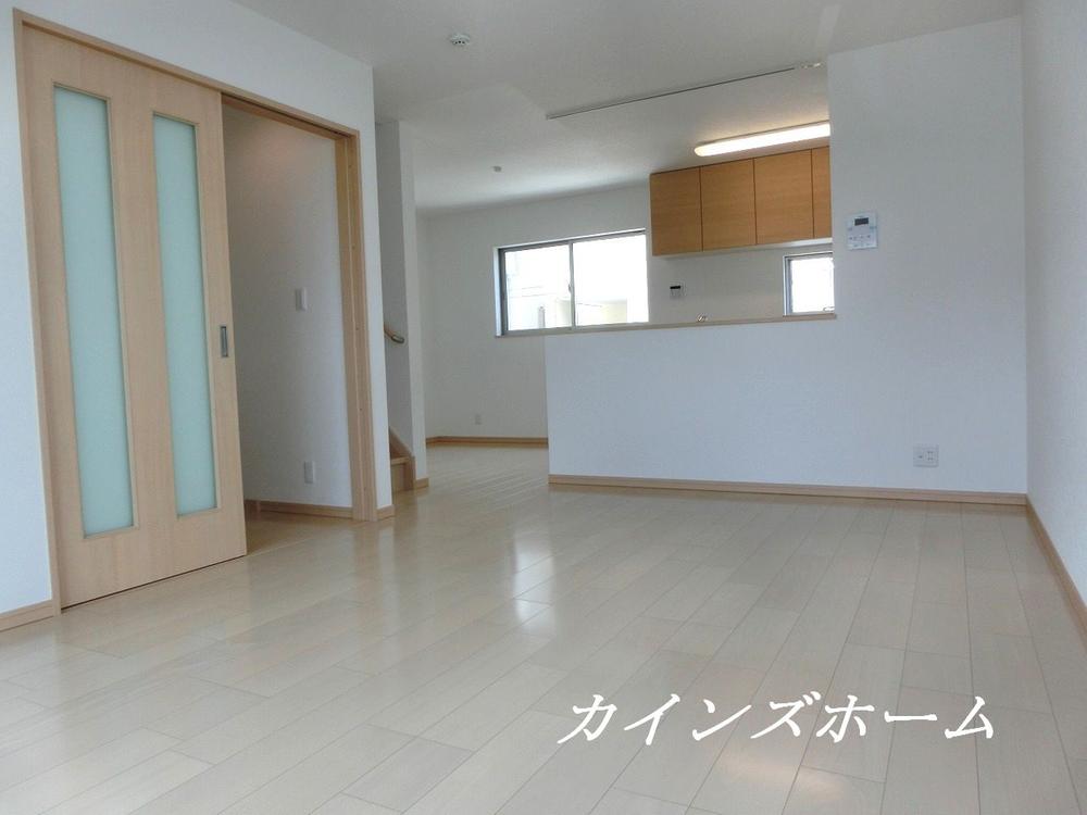 Living. Indoor (June 2013) Shooting