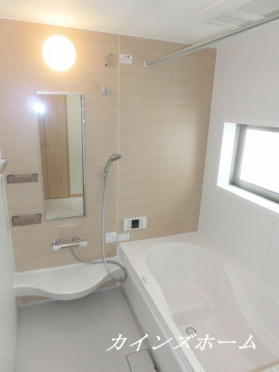 Bathroom. Indoor (June 2013) Shooting