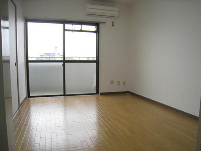 Other room space. Air-conditioned