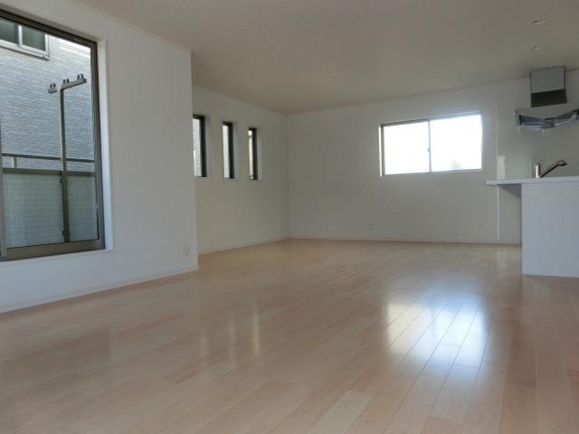 Living. Indoor (12 May 2013) Shooting