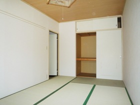 Living and room. Japanese-style room 7.5 quires
