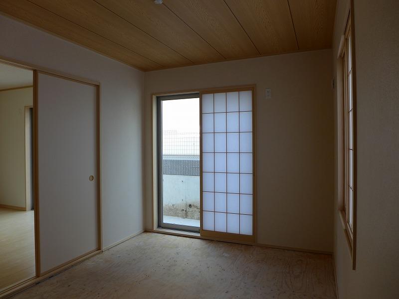 Non-living room. Local (November 28, 2013) Shooting