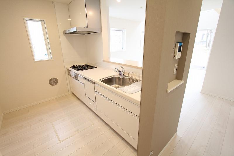 Same specifications photo (kitchen)