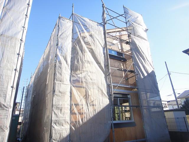 Local appearance photo. Local (11 May 2013) Shooting