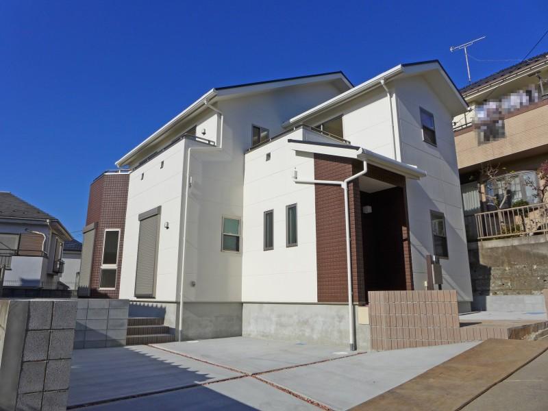 Local appearance photo. Indoor (11 May 2013) Shooting