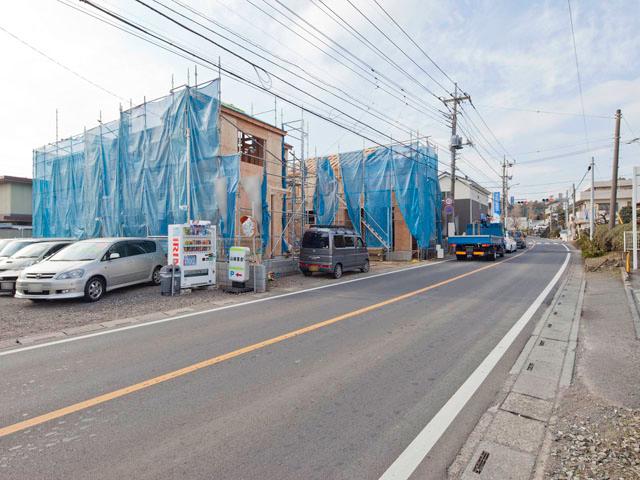 Local photos, including front road. 'm Close also recommend super for those of car commuting because there are two garage site (December 2013) Shooting