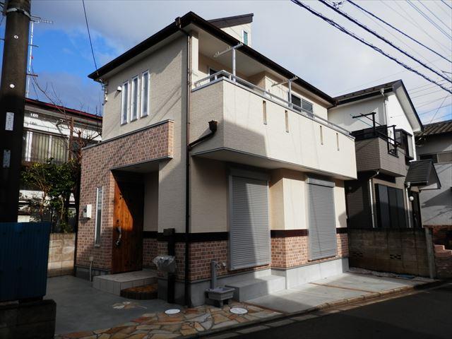 Local appearance photo. Local (12 May 2013) Shooting