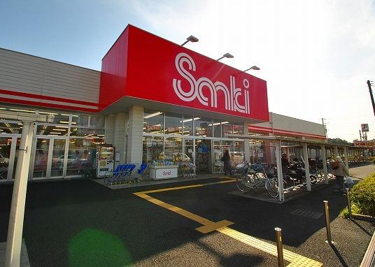 Shopping centre. Sanki to Tokorozawa shop 895m