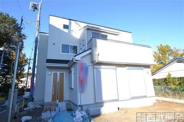 Local photos, including front road