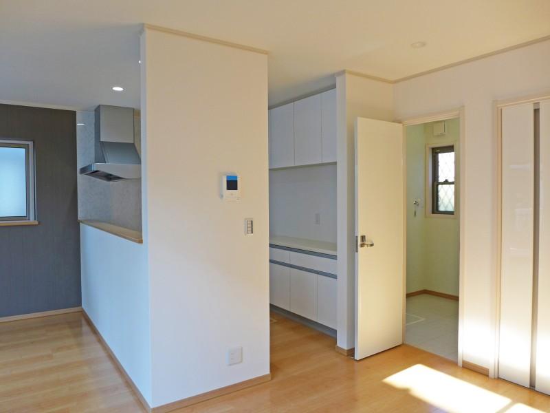 Living. Local (December 6, 2013) Shooting