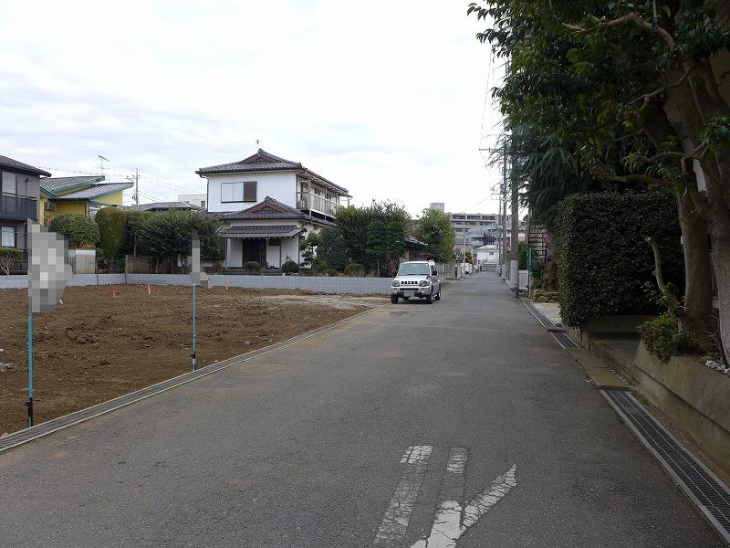 Local photos, including front road. Local (January 4, 2014) Shooting