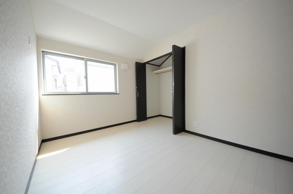 Non-living room. Indoor (July 2013) Shooting