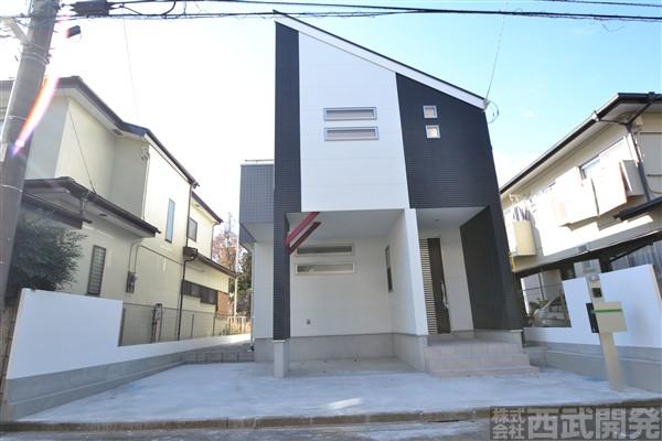 Local appearance photo. Car space two possible (by car)